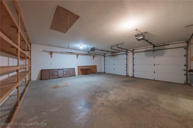 304 Oakdale Road, Muldrow, OK 74948