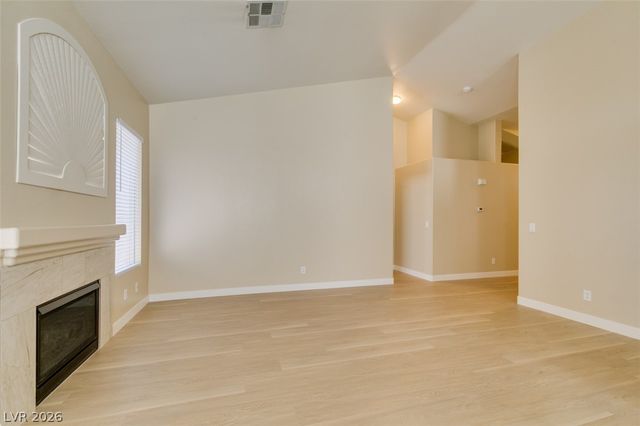 5260 Green Forest Way, Las Vegas, NV 89118