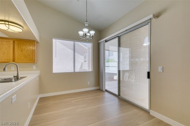 5260 Green Forest Way, Las Vegas, NV 89118