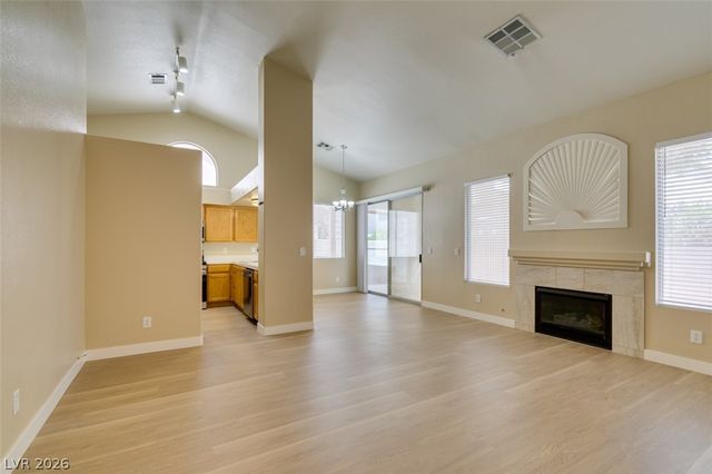 5260 Green Forest Way, Las Vegas, NV 89118