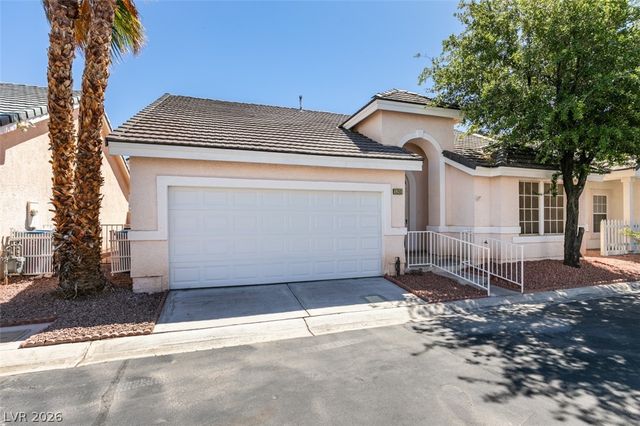 5260 Green Forest Way, Las Vegas, NV 89118