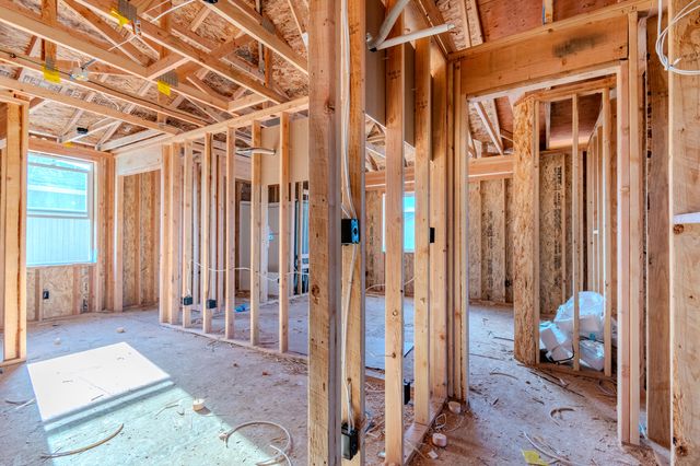 7890 28th Street, White City, OR 97503