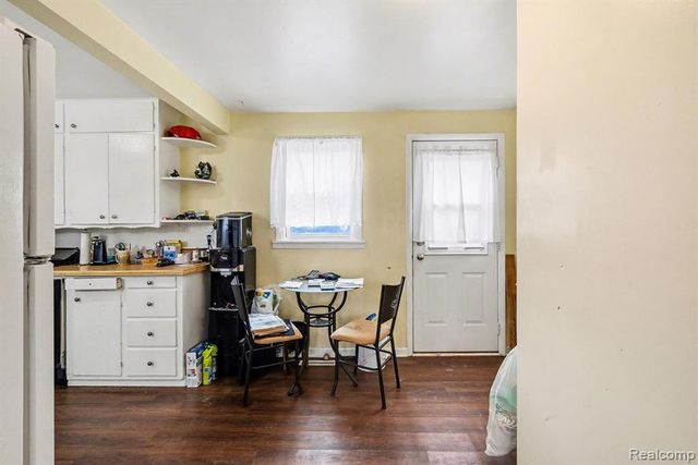 3316 Lockhead Street, Burton, MI 48529