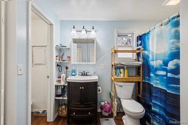 3316 Lockhead Street, Burton, MI 48529