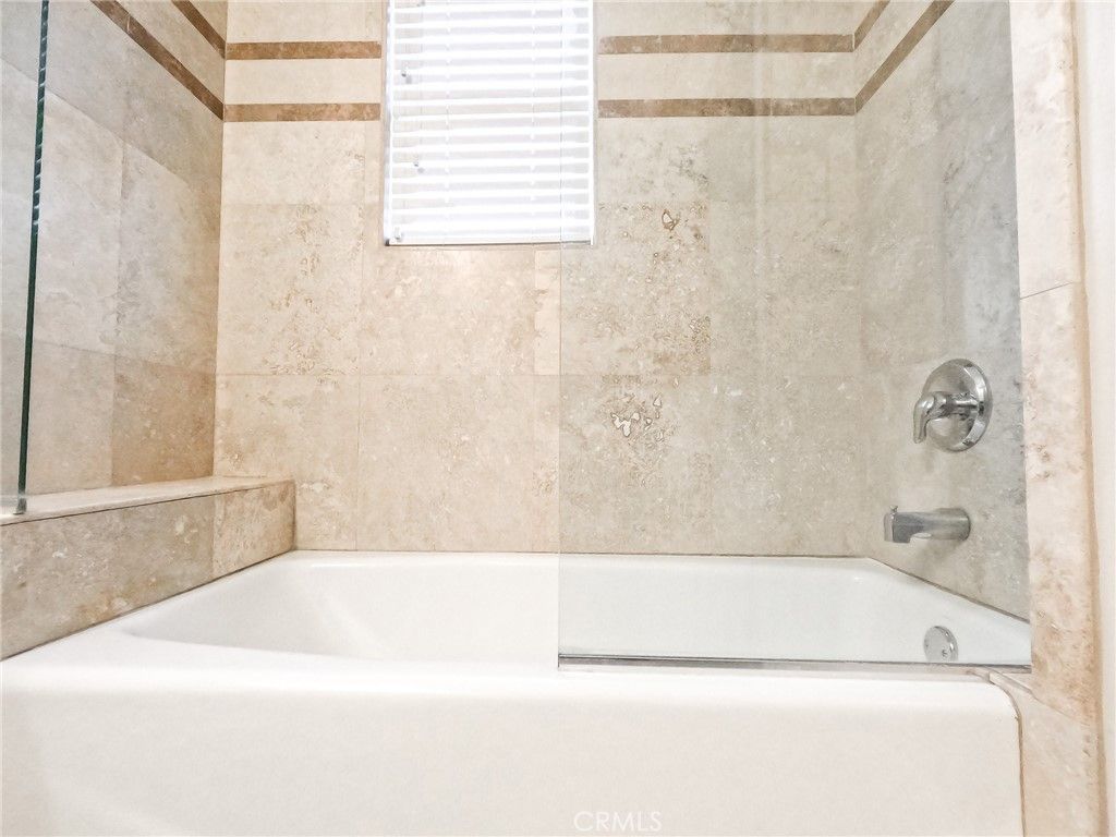 Image 19 of property listing at 10809 Hortense, North Hollywood, CA 91602