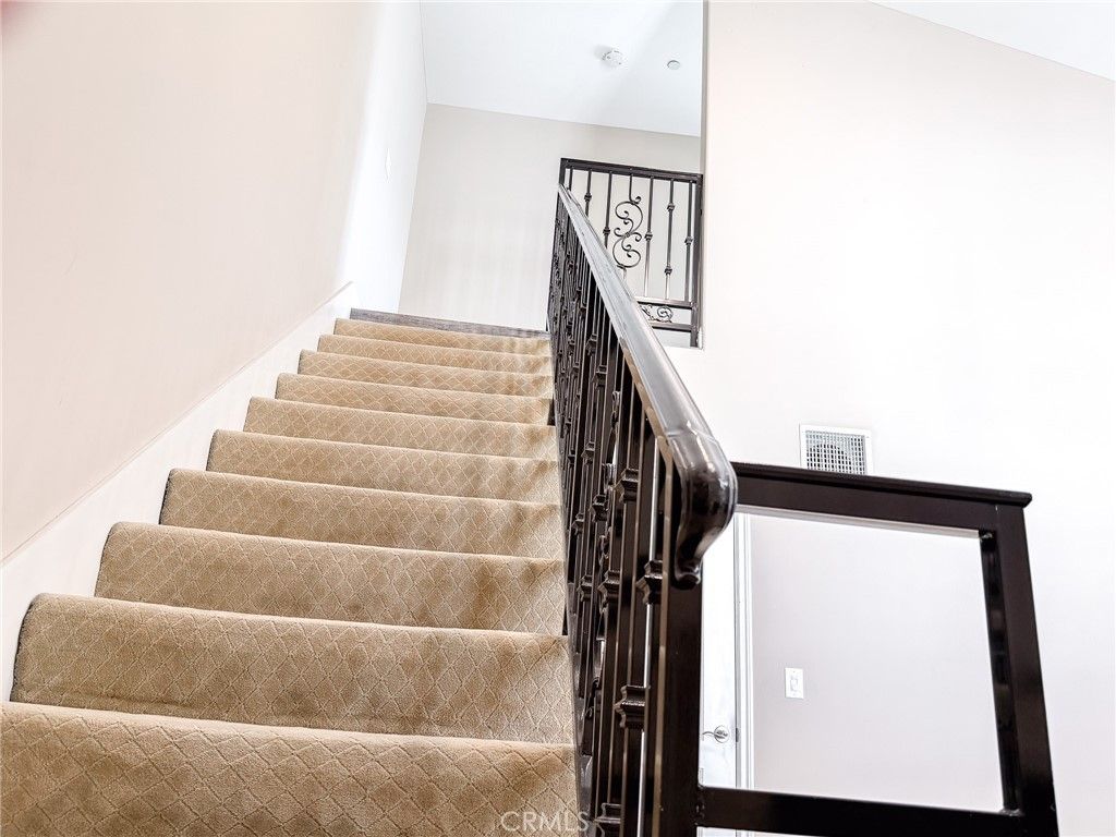 Image 26 of property listing at 10809 Hortense, North Hollywood, CA 91602