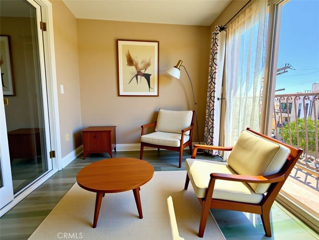 Image 27 of property listing at 10809 Hortense, North Hollywood, CA 91602
