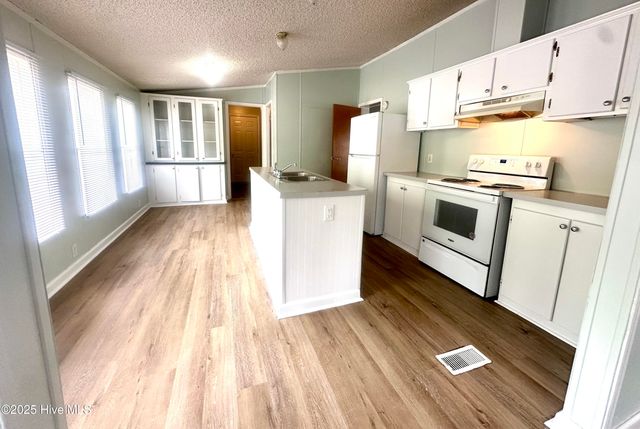 728 Greenwood Boulevard, Tarboro, NC 27886