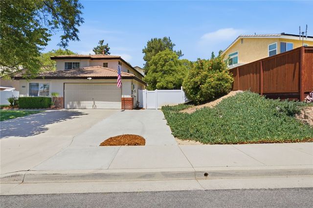 31582 Golden Lion Drive, Temecula, CA 92591