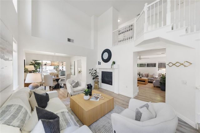 31582 Golden Lion Drive, Temecula, CA 92591
