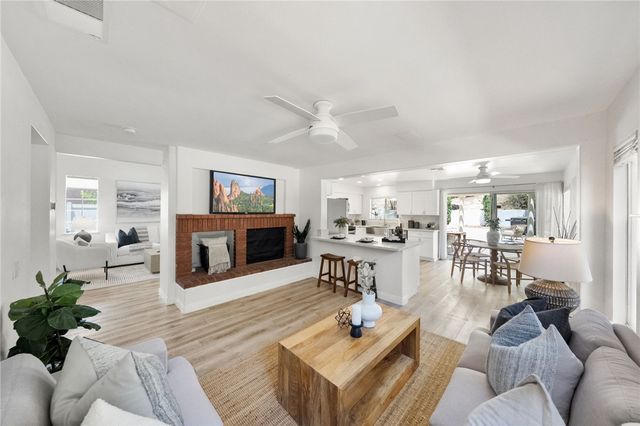 31582 Golden Lion Drive, Temecula, CA 92591