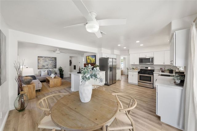 31582 Golden Lion Drive, Temecula, CA 92591