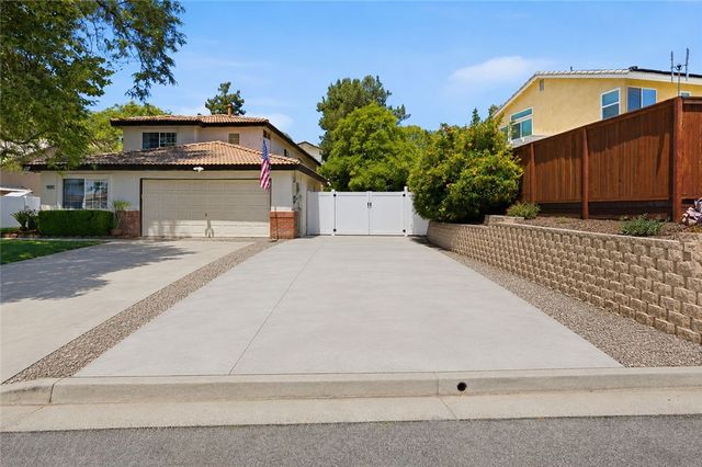 31582 Golden Lion Drive, Temecula, CA 92591