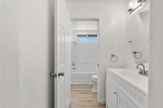 31582 Golden Lion Drive, Temecula, CA 92591