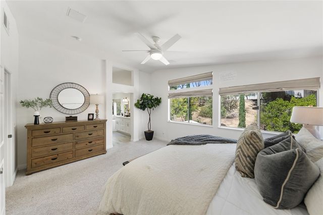 31582 Golden Lion Drive, Temecula, CA 92591