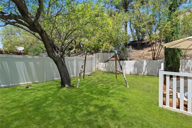 31582 Golden Lion Drive, Temecula, CA 92591