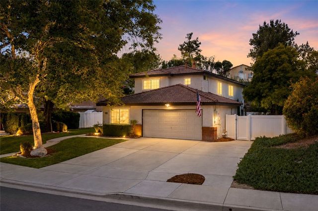 31582 Golden Lion Drive, Temecula, CA 92591