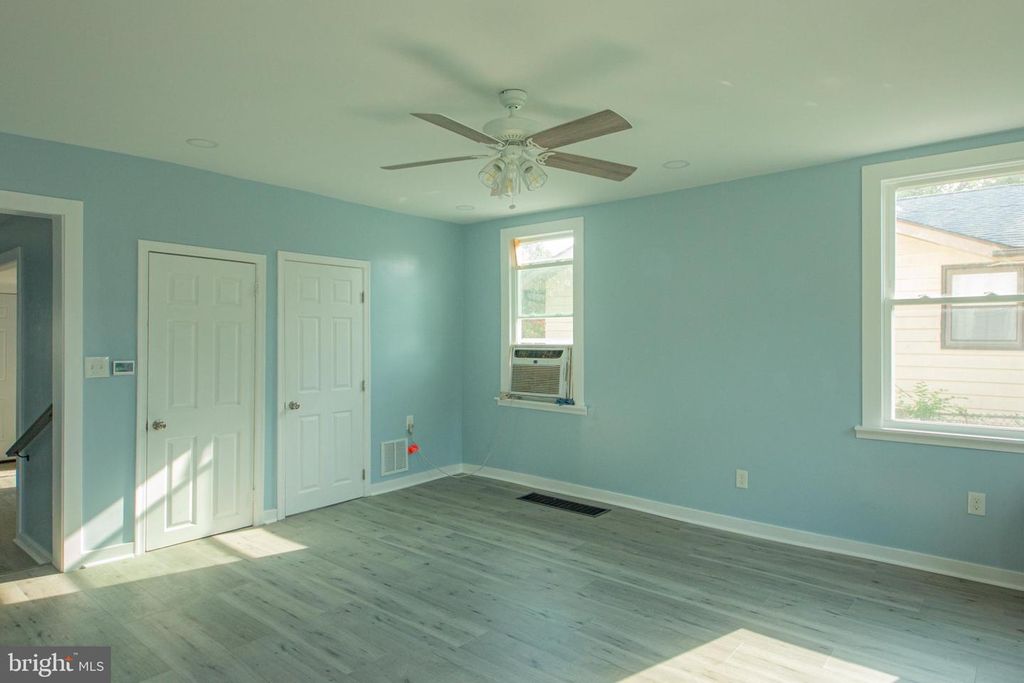 5028 MADISON AVE, PENNSAUKEN, NJ 08110 — photo 2