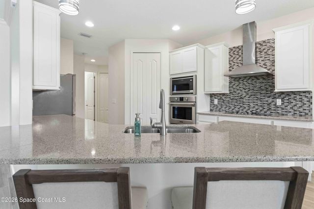 3333 Rushing Waters Drive, West Melbourne, FL 32904