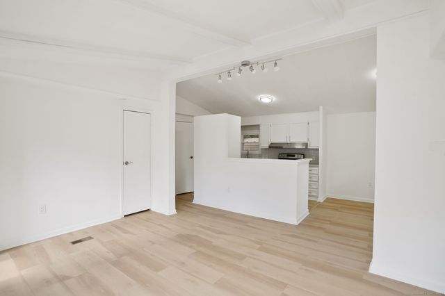 9 Crescent Park Road, Westport, CT 06880