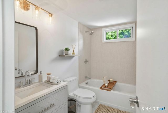 9 Crescent Park Road, Westport, CT 06880