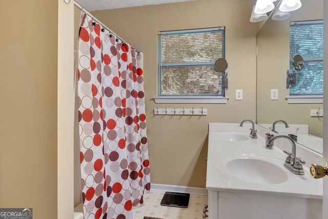 326 E Mourning Dove Court, Monticello, GA 31064