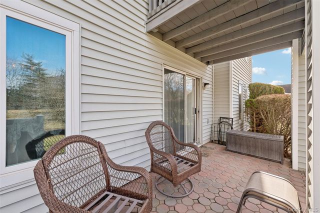 901 Fenway Road, Saint James, NY 11780