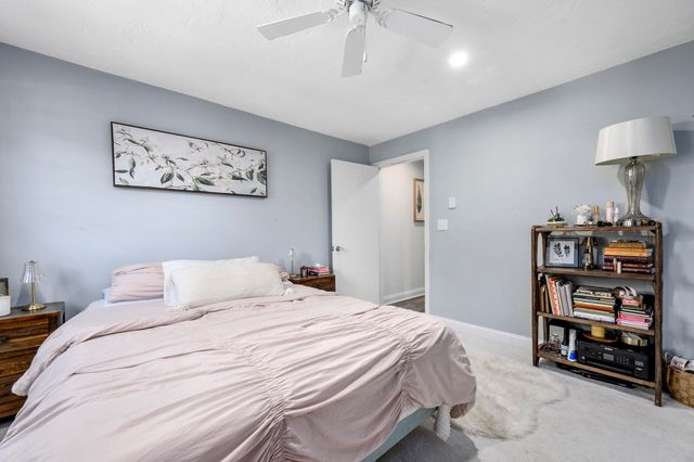 300 Falmouth Road APT 9E, Mashpee, MA 02649