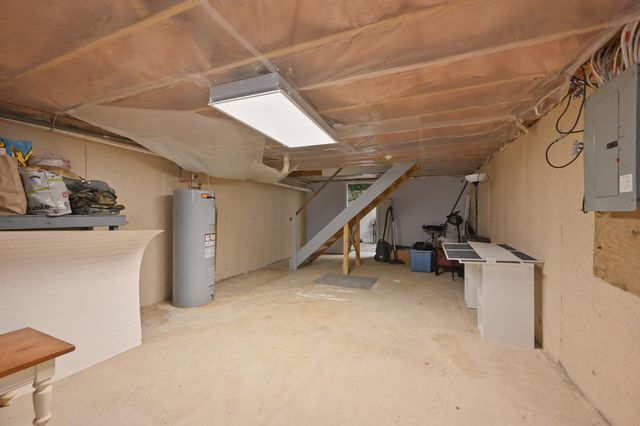 300 Falmouth Road APT 9E, Mashpee, MA 02649