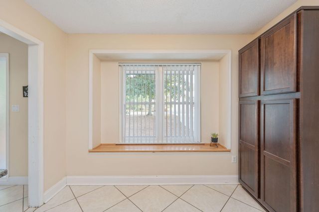 2401 Roberts Drive, Niceville, FL 32578