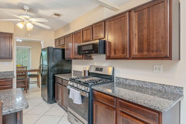 2401 Roberts Drive, Niceville, FL 32578