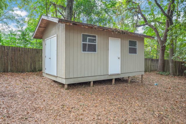 2401 Roberts Drive, Niceville, FL 32578