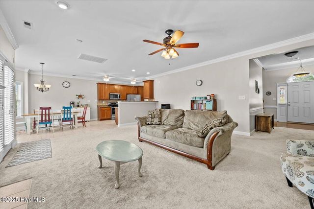 153 Home Stretch Lane, Raeford, NC 28376