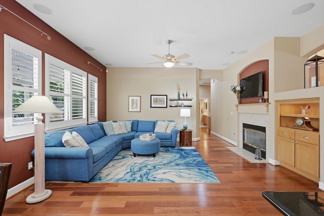 6472 Camellia Point Way, Roseville, CA 95678