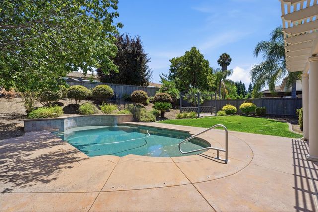 6472 Camellia Point Way, Roseville, CA 95678