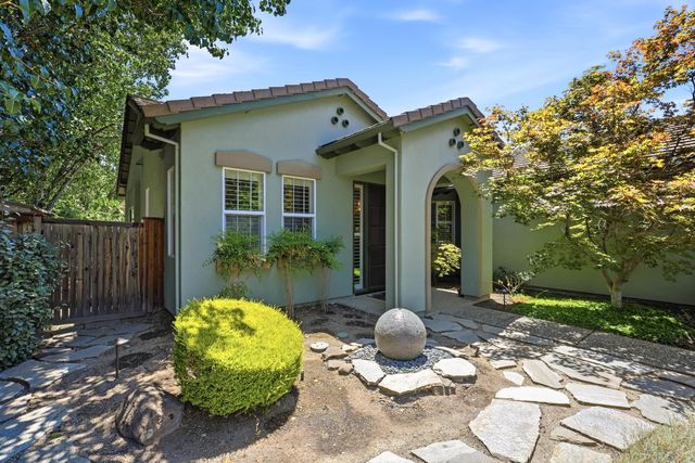 6472 Camellia Point Way, Roseville, CA 95678