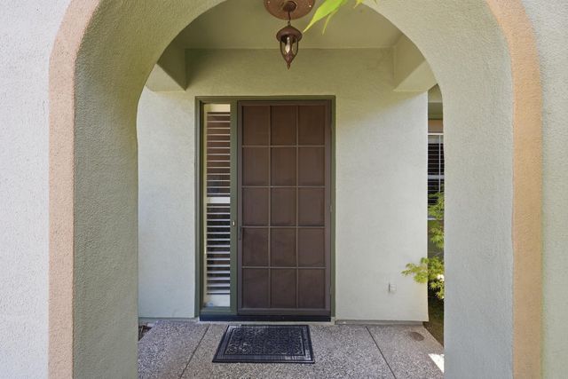 6472 Camellia Point Way, Roseville, CA 95678