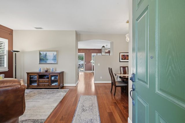 6472 Camellia Point Way, Roseville, CA 95678