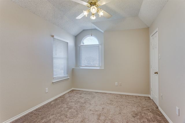 6800 Moss Lane, North Richland Hills, TX 76182