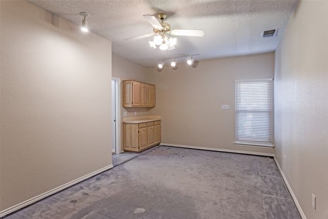 6800 Moss Lane, North Richland Hills, TX 76182