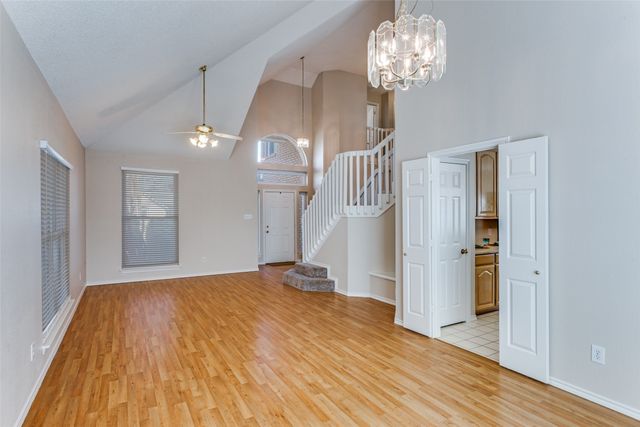 6800 Moss Lane, North Richland Hills, TX 76182