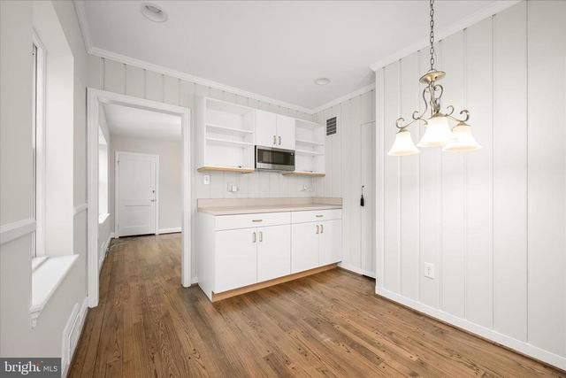 11 SEMINOLE AVE, Catonsville, MD 21228