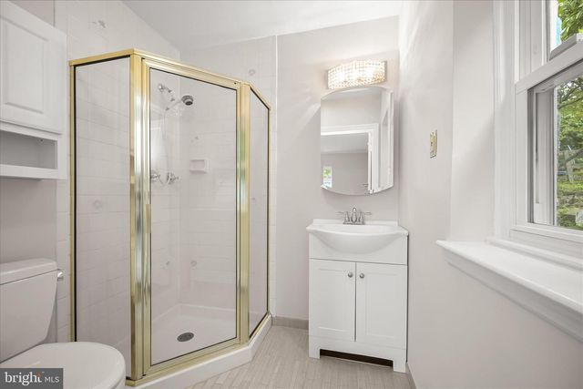11 SEMINOLE AVE, Catonsville, MD 21228