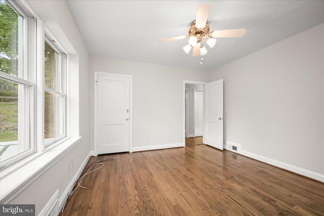 11 SEMINOLE AVE, Catonsville, MD 21228