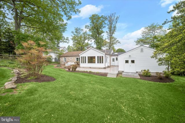 11 SEMINOLE AVE, Catonsville, MD 21228
