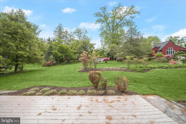 11 SEMINOLE AVE, Catonsville, MD 21228