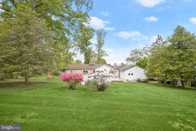 11 SEMINOLE AVE, Catonsville, MD 21228
