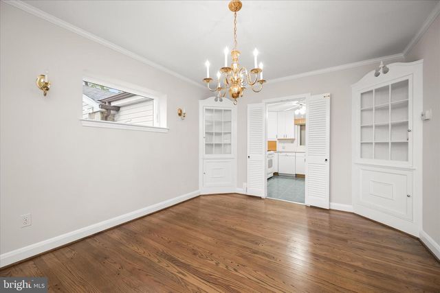 11 SEMINOLE AVE, Catonsville, MD 21228