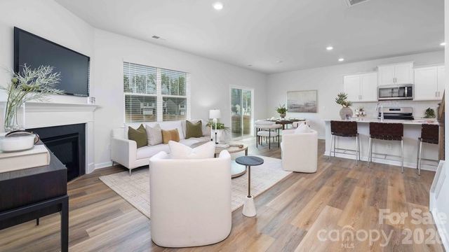 133 Piney Woods Road, Fletcher, NC 28732