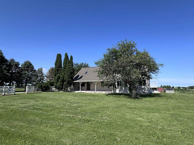 1626 S County Road C, Darien, WI 53114